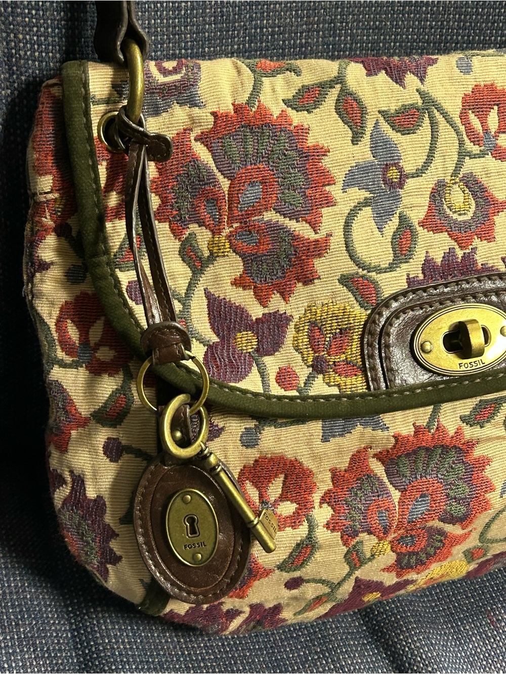 Vintage Fossil Tapestry Flap Shoulder Bag - Picture 2 of 16